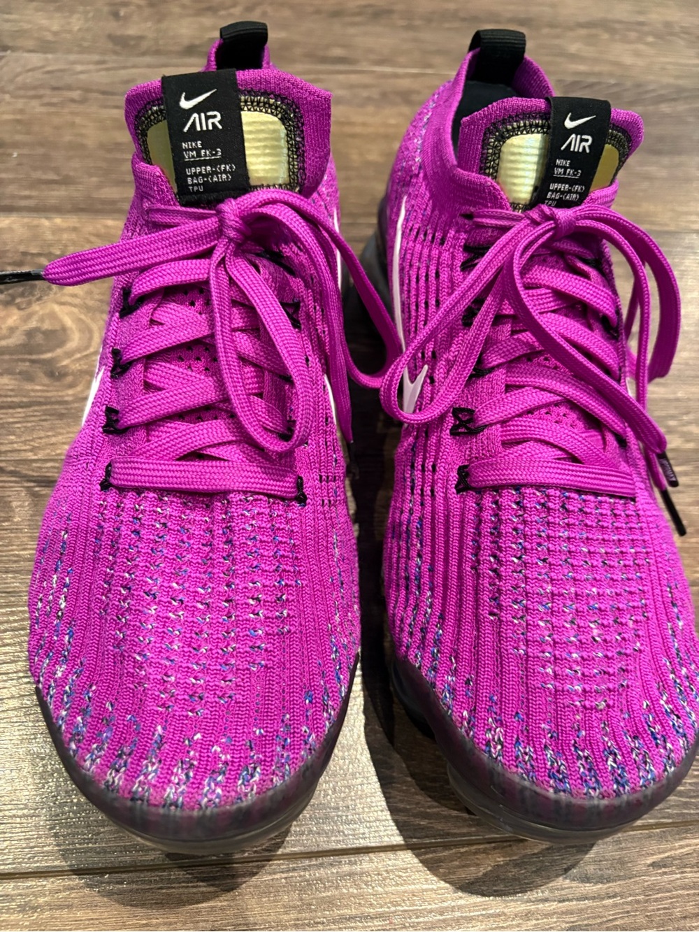 Nike Women's Flyknit Sneaker-Magenta with White Swoosh